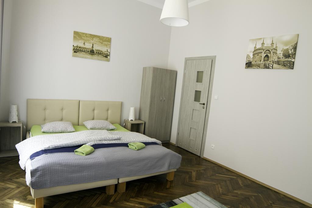 Dream Hostel & Apartments Красков Екстериор снимка
